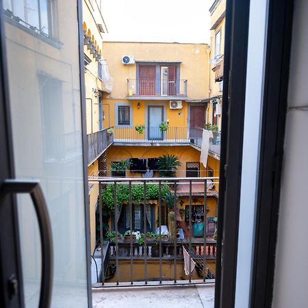 Stay Soft Apartment - Centro Storico Napoli Kültér fotó